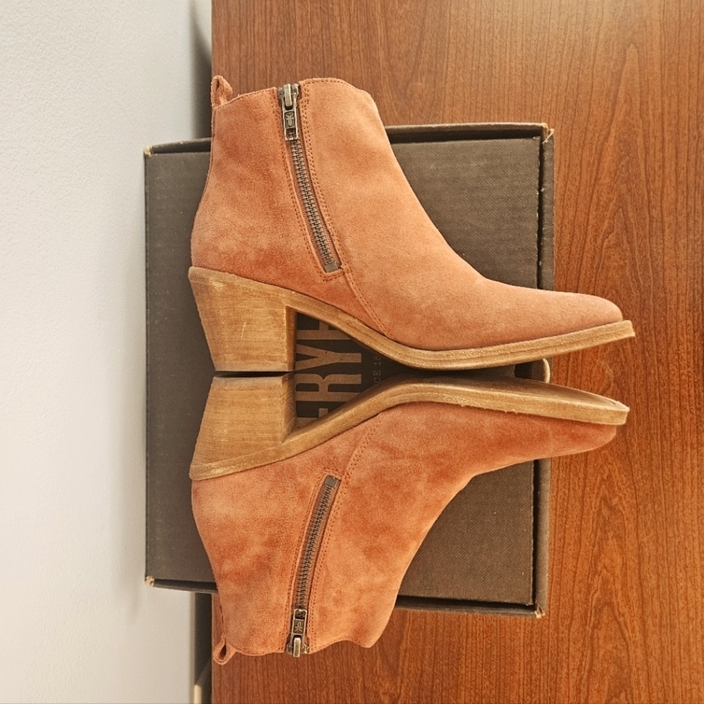Frye Alton Chelsea Rosewood Booties Size 7 EUC - Picture 4 of 9